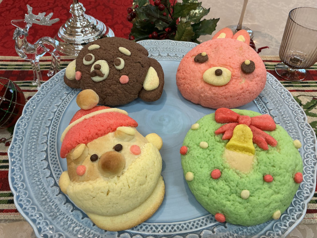 クリスマスカラフルアニマルメロンパン（イメージ）